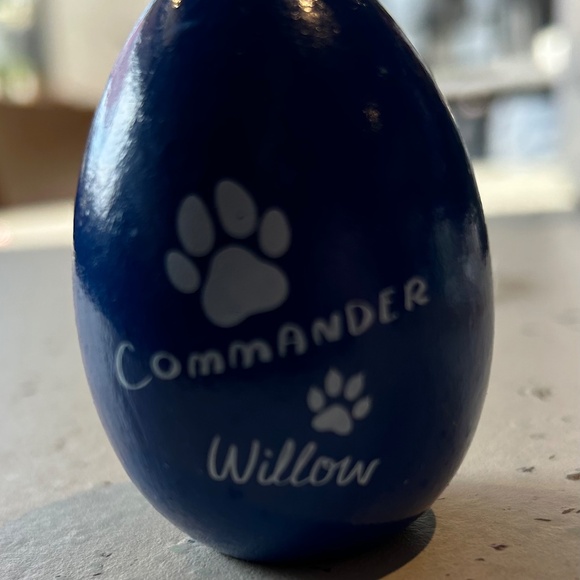 White House BIDEN Easter Blue Egg 2023 + Challenge Coin 46th President Rare Exc - Picture 3 of 4